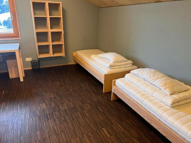 Nova Casa Spinatscha Sedrun Hostel ห้อง รูปภาพ