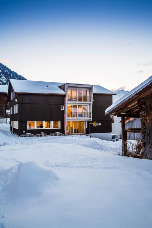 Nova Casa Spinatscha Sedrun Hostel ภายนอก รูปภาพ